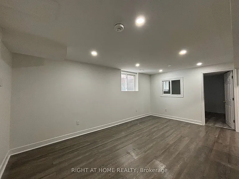 65 Mildenhall Pl #BASEMENT — Photo 9