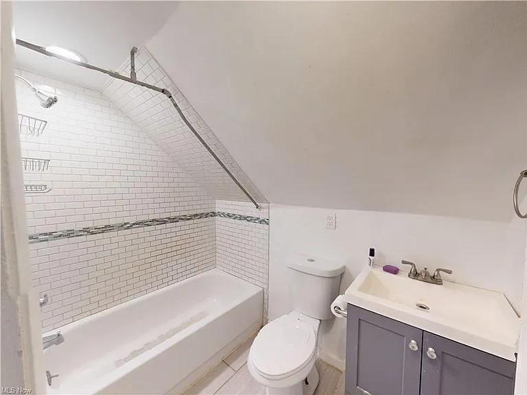 3423 Beechwood Ave — Photo 9