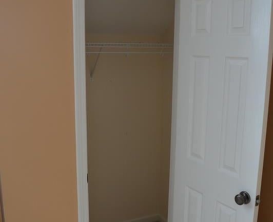4th image of 1760 Memorial Dr