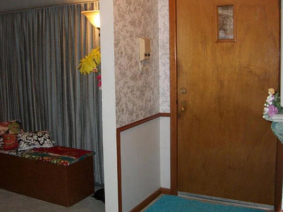 4th image of 121 Park Dr
