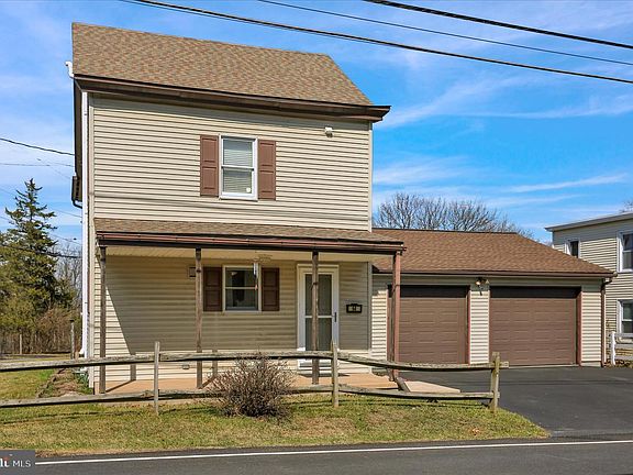 3rd image of 64 W Wesner Rd