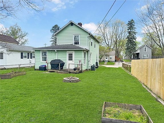 5th image of 711 N Russell St