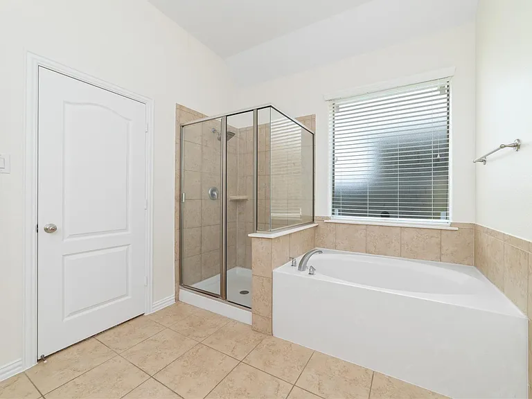 17314 Aldenwilds Ln — Photo 31