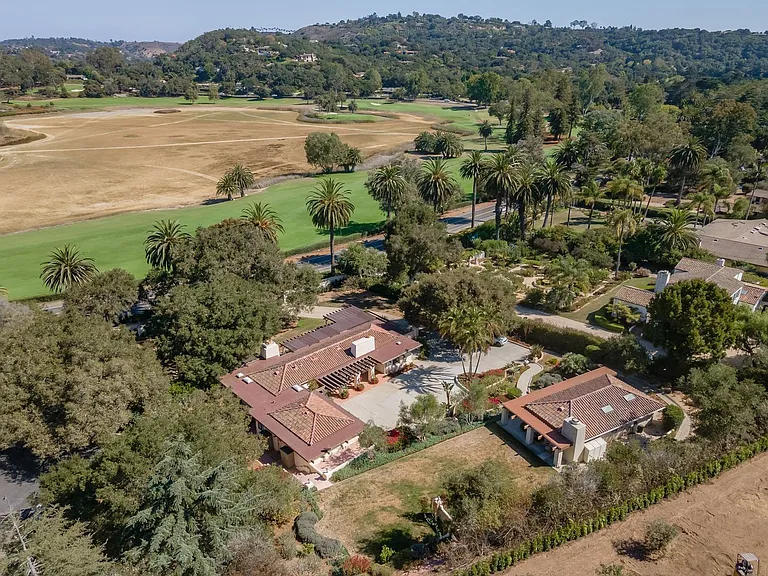 525 Las Palmas Dr — Photo 34