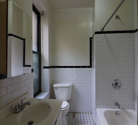 5th image of 443 W 49th St #2ER