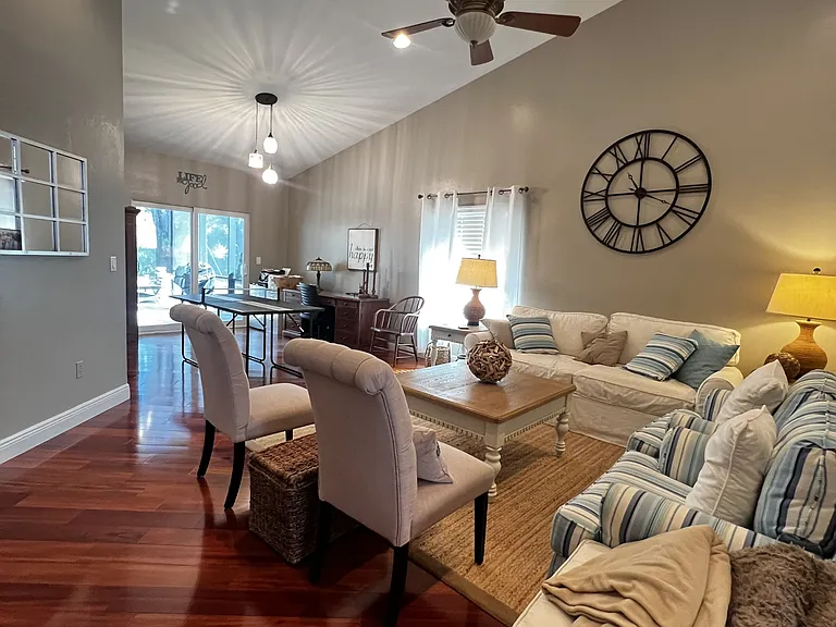 9421 Old Hickory Cir — Photo 12