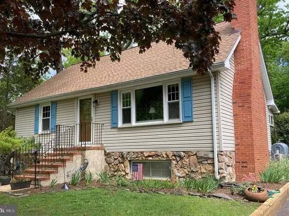 401 Edgemere Dr, Annapolis, MD 21403