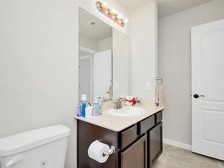11429 Champions Green Dr — Photo 24