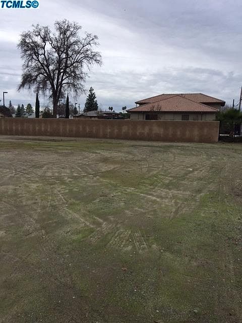 2nd image of 541 E Morton Ave