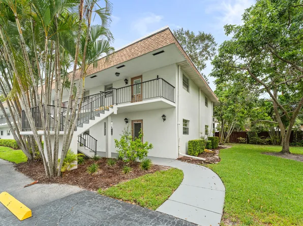 2950 SE Ocean Boulevard #1-10, Stuart, FL 34996