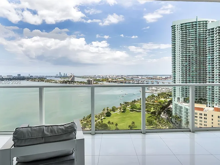 2020 N Bayshore Dr #2603 — Photo 39
