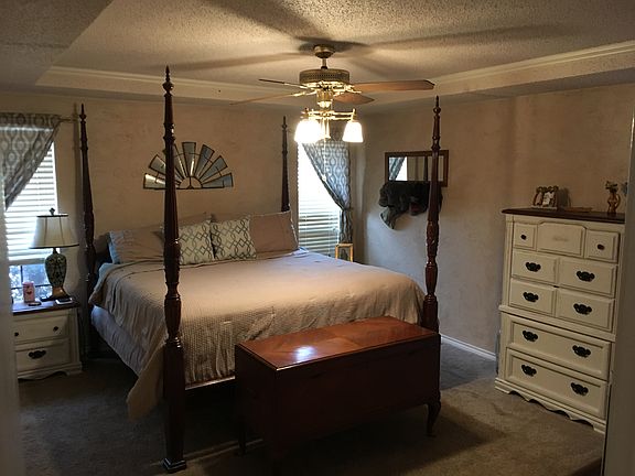 4th image of 211 Harris Dr