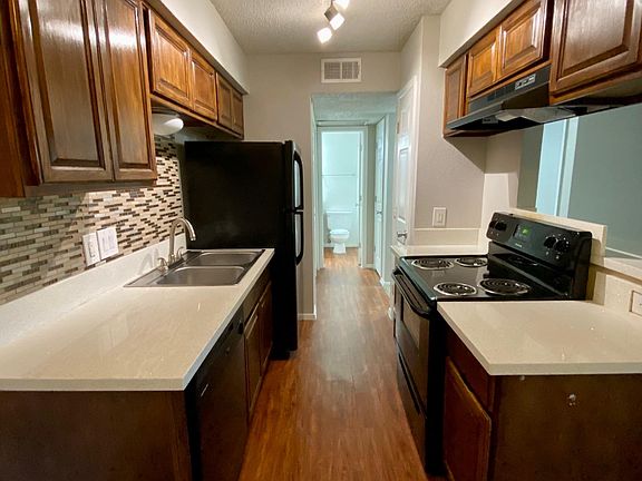 3rd image of 502 Audra Ln #502H