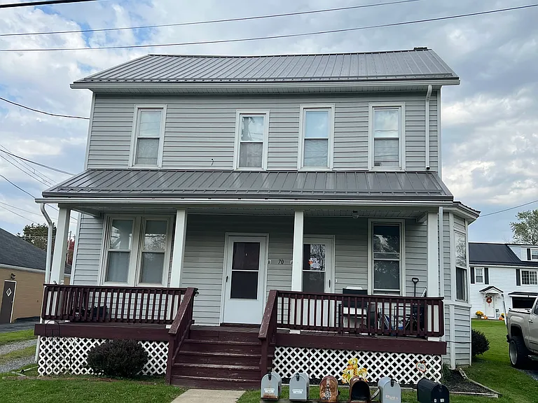70 Harmony Dr #B — Photo 1