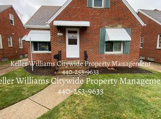 6015 Pelham Dr, Parma, OH 44129