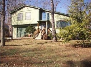 51 Riverside Dr, Palmyra, VA 22963