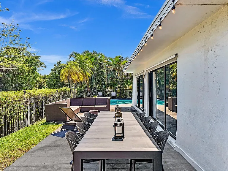 5602 S Travelers Palm Ln — Photo 63