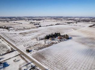 11 Smith Rd, Pecatonica, IL 61063