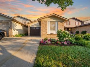58 Leacock Ave, Guelph, ON N1E6R1