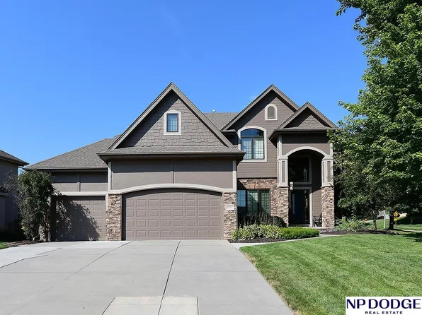 2002 S 192nd Ave, Omaha, NE 68130