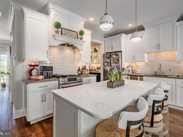 23 Central Ave, Berwyn, PA 19312
