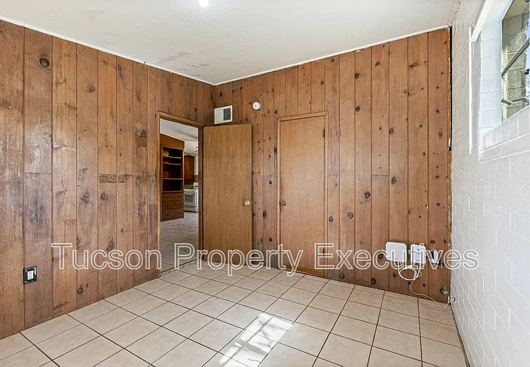 1615 E Adelaide Dr #4 — Photo 18