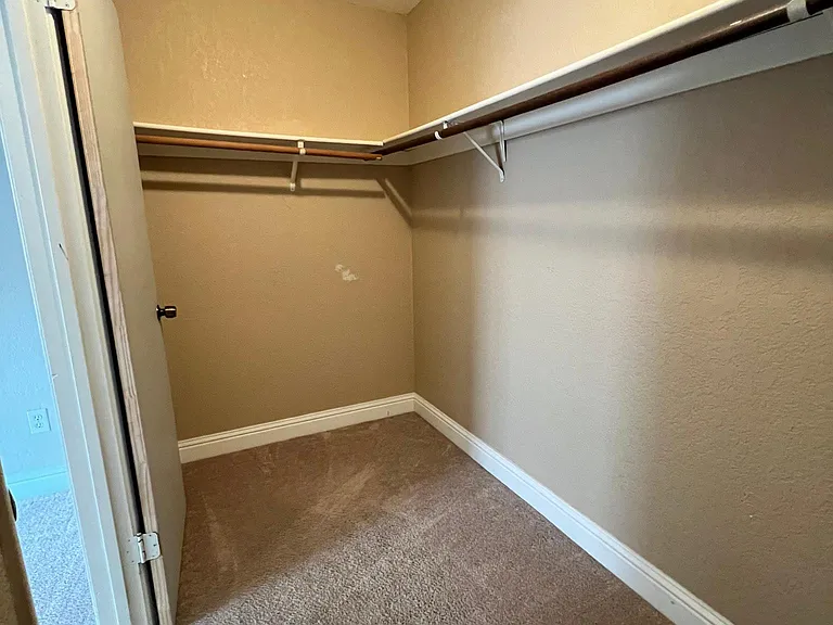 700 McCoy Ct #24 — Photo 15