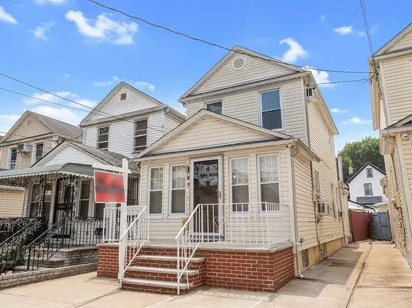 8818 201st St, Hollis, NY 11423