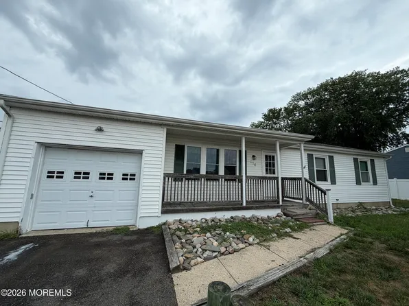 616 Bowsprit Point, Lanoka Harbor, NJ 08734