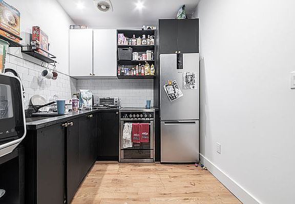 2nd image of 1269 Herkimer St #4G