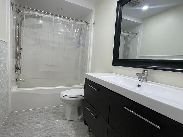 24 Rembrandt Dr — Photo 19