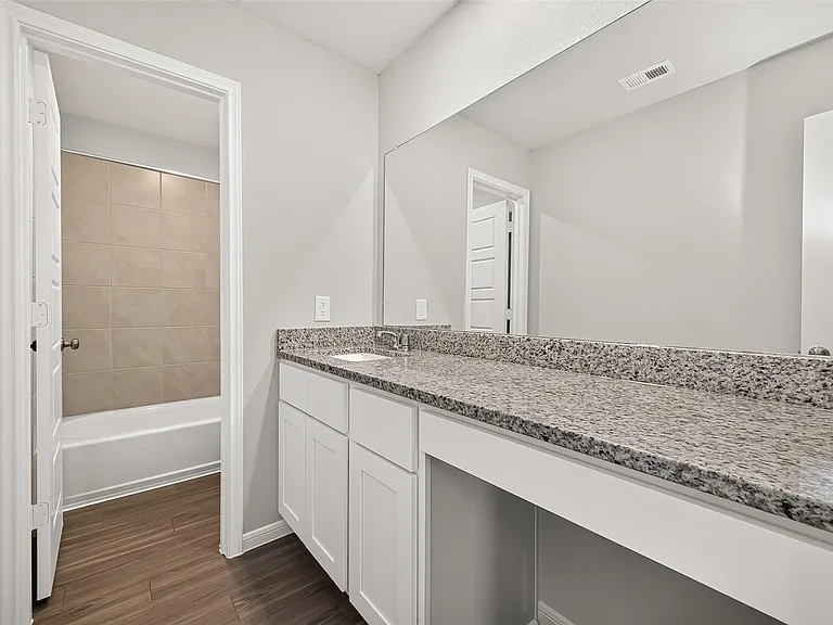 15610 Coneflower Hills Dr — Photo 34