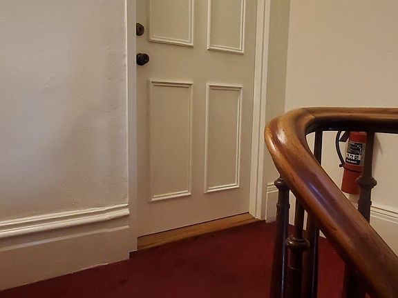 3rd image of 2962 Clay St APT 3
