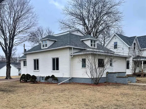 313 Main St N, Titonka, IA 50480