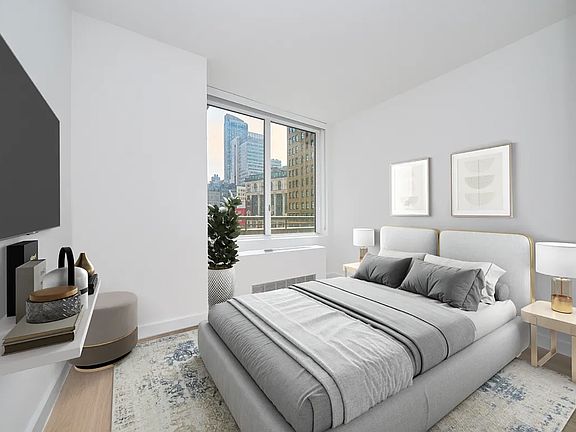 5th image of 70 W 37th St APT 1006