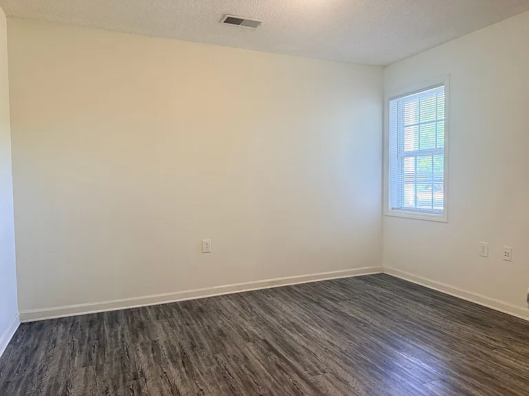 2031 Wolfmill Dr #103 — Photo 11