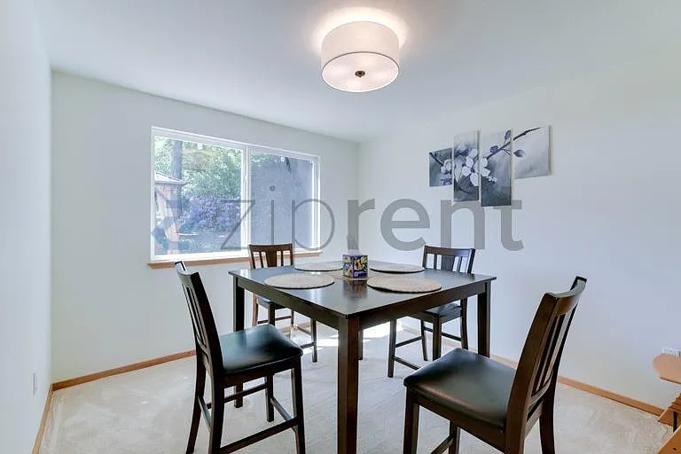 8835 SE 36th St — Photo 7