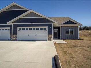 3357 Iris Dr, Eau Claire, WI 54703