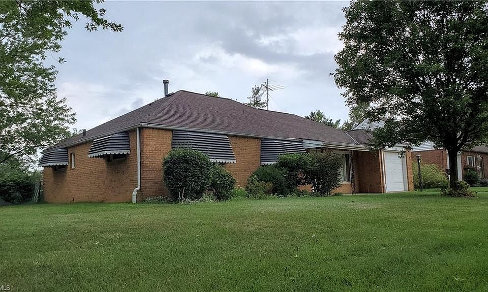 1st image of 728 Walnut Dr