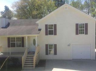 4249 Briarhills Ct, Gillsville, GA 30543