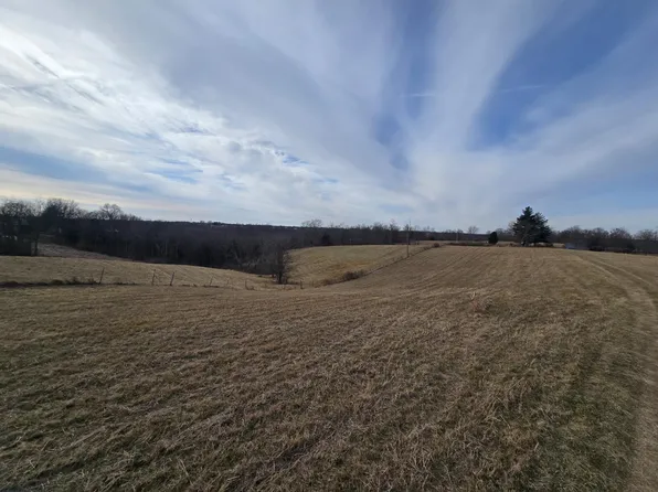 1 Salem Ridge Rd, Aurora, IN 47001