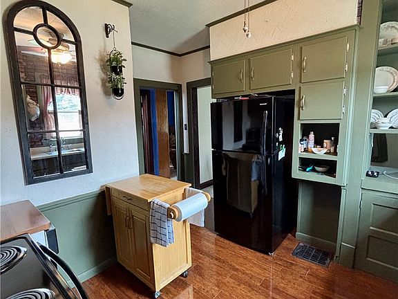 5th image of 1024 High St