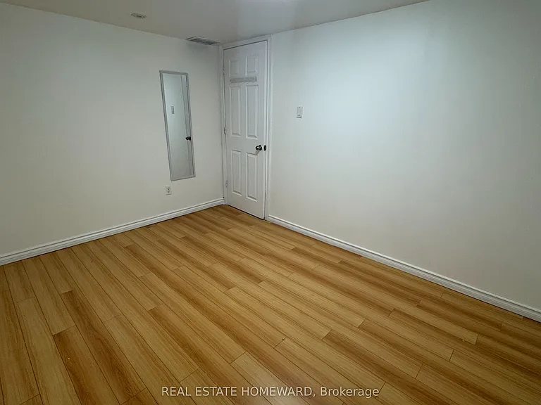 30 Marchington Cir #BASEMENT — Photo 11
