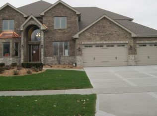 12514 Chiszar Dr, Mokena, IL 60448