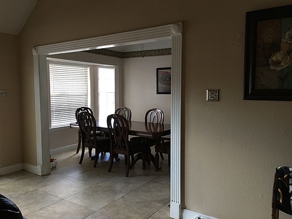 Eating area off kitchen