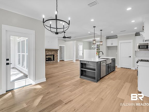 4th image of 7873 Elderberry Dr