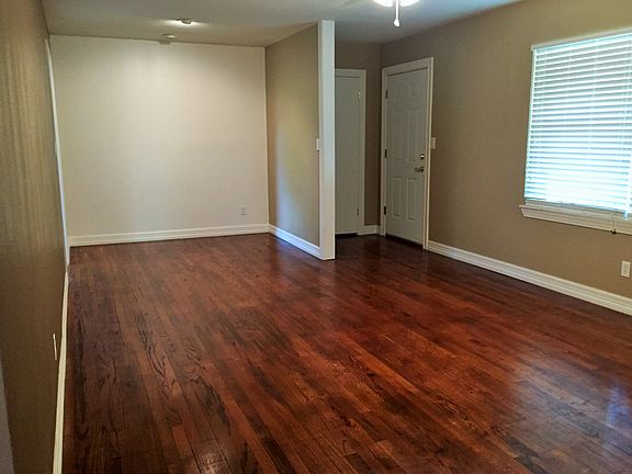 3rd image of 1511 Pettit Dr