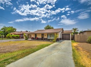 2221 E Mitchell Dr, Phoenix, AZ 85016