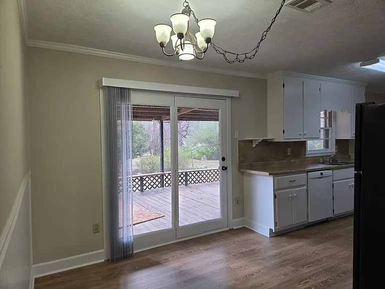 606 Viewpoint Dr — Photo 7