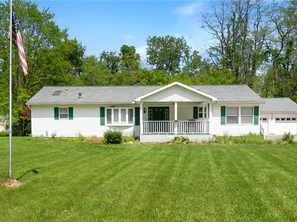 1672 Walker Rd, Palmyra, NY 14522